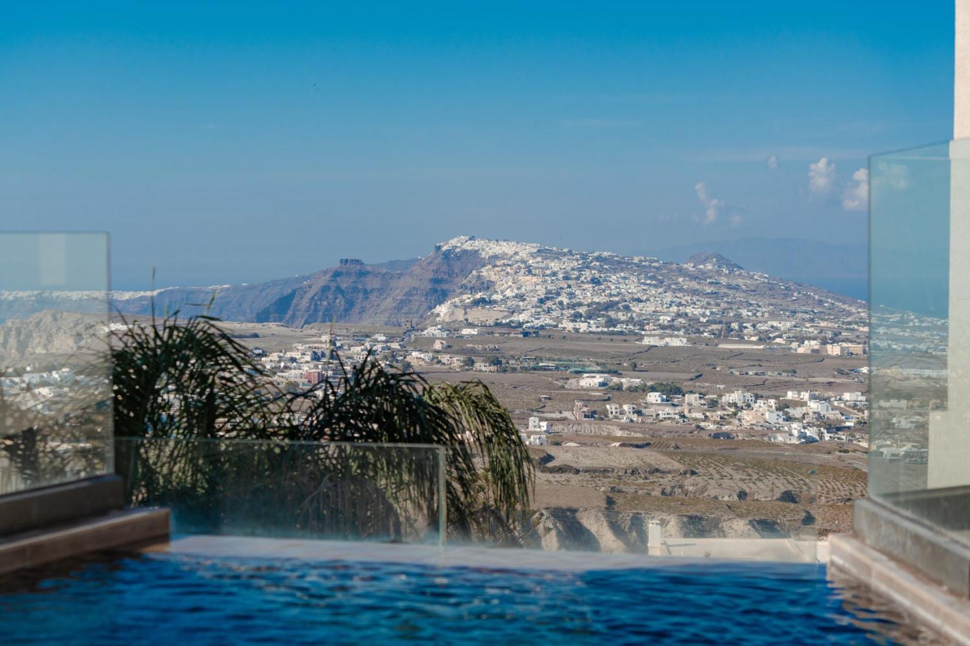 Apikia Santorini Hotel Pyrgos Kallistis Luaran gambar